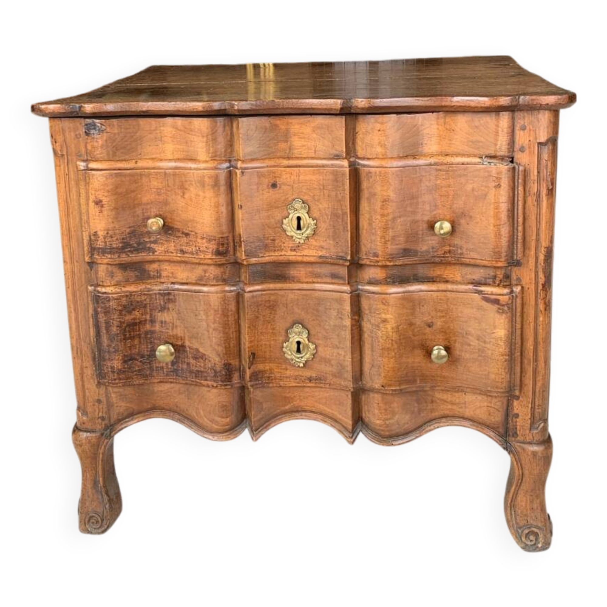 Antique 18th century chest of drawers