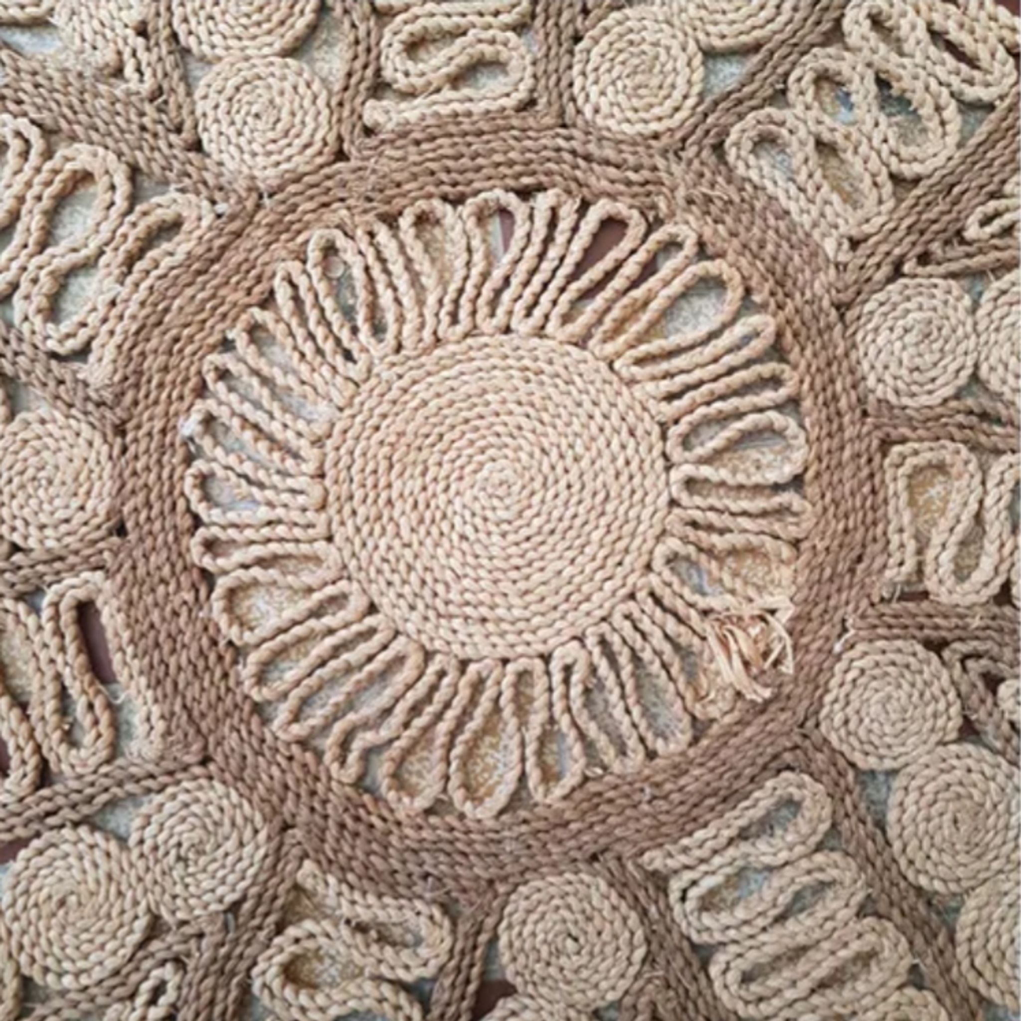 Tapis vintage en jute