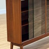 Display cabinet (by Minty)