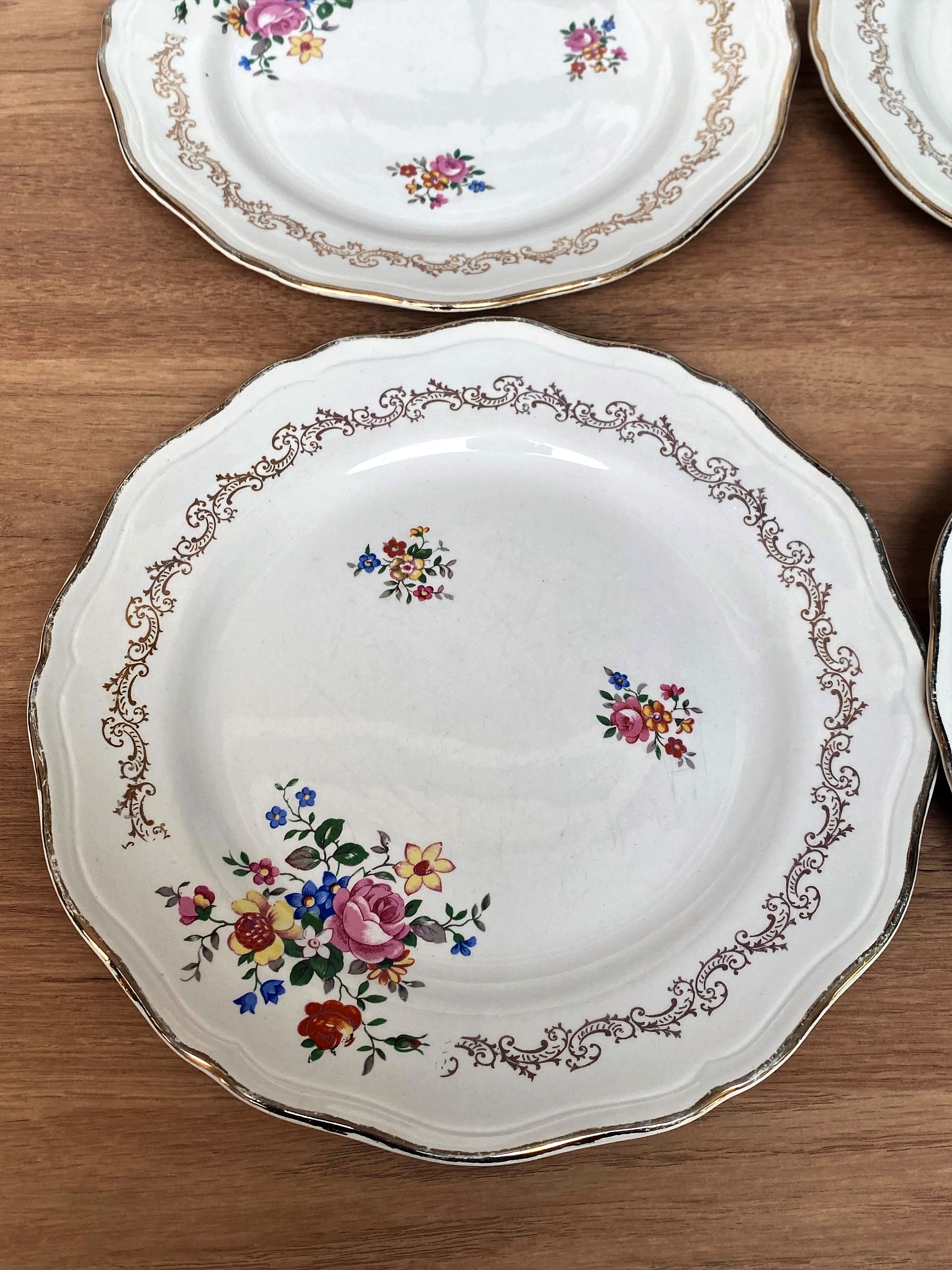 Set of 6 Flat Plates the Almond