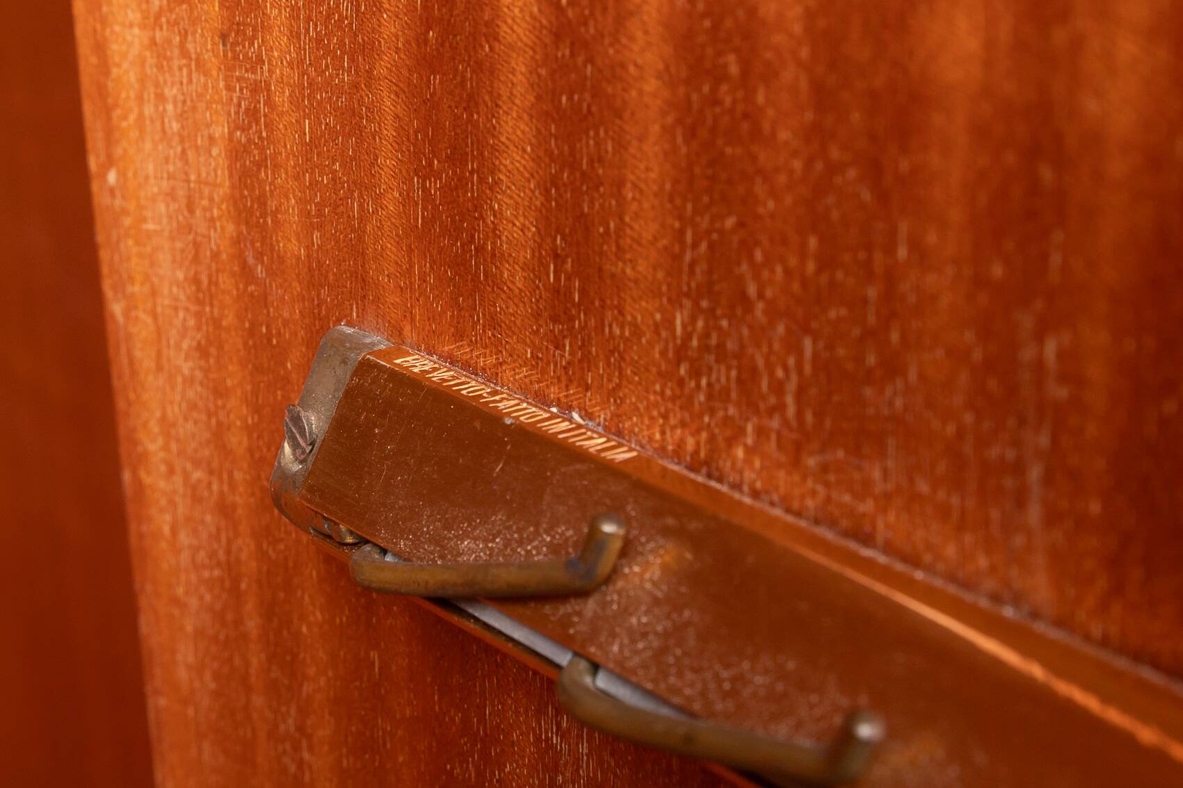 Italian Mid-Century Maple veneer wardrobe from 1950’s