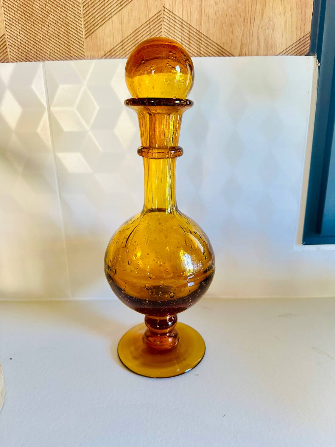 Biot carafe vintage bubbled glass