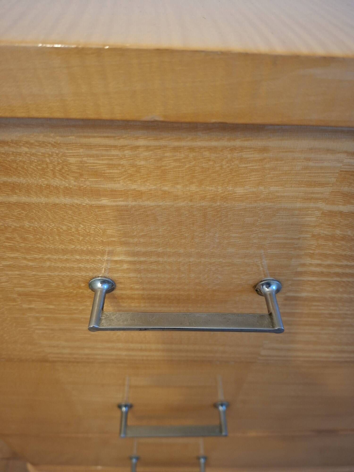 Vintage chest of drawers