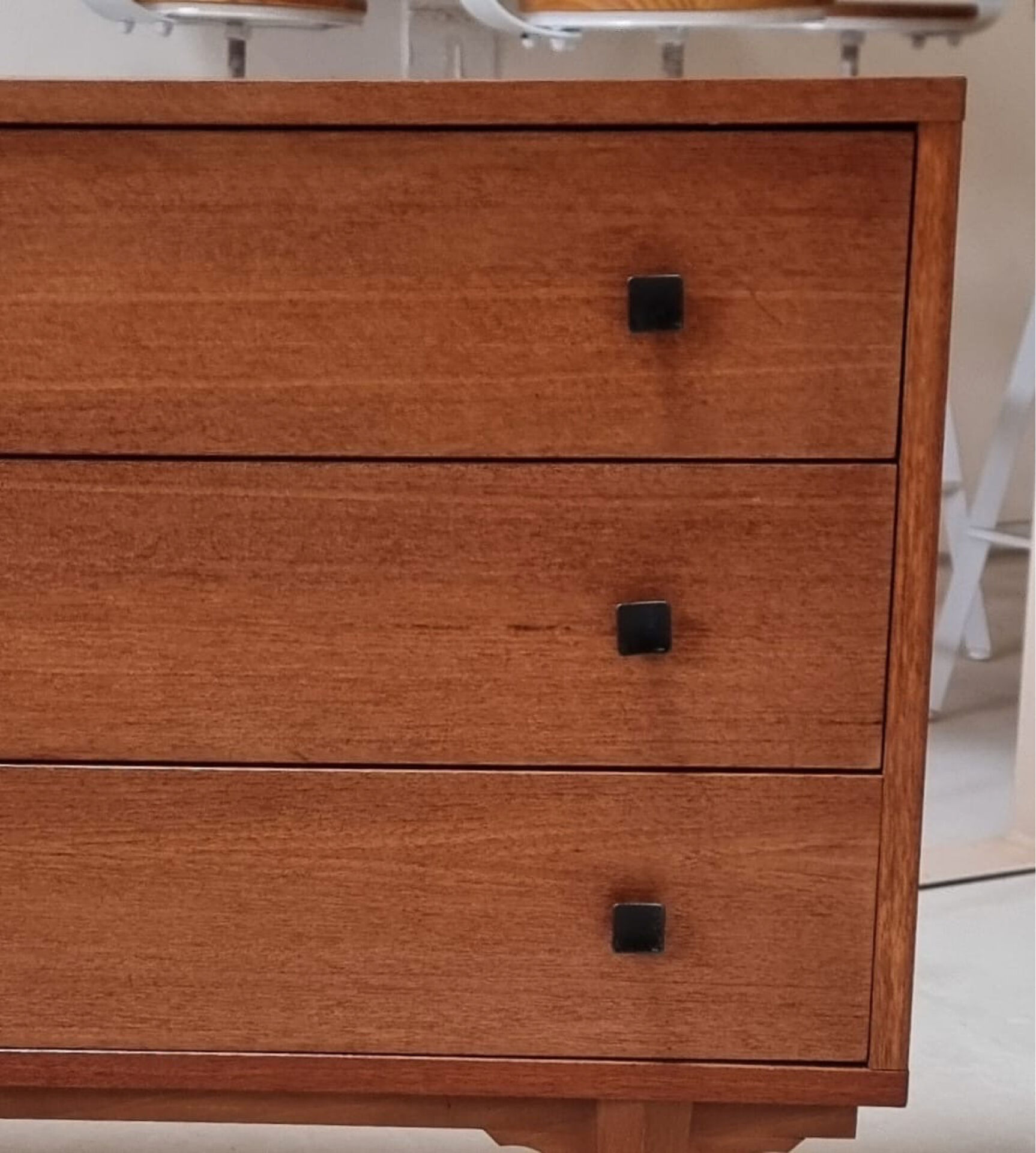 Mid-century drawer cabinet