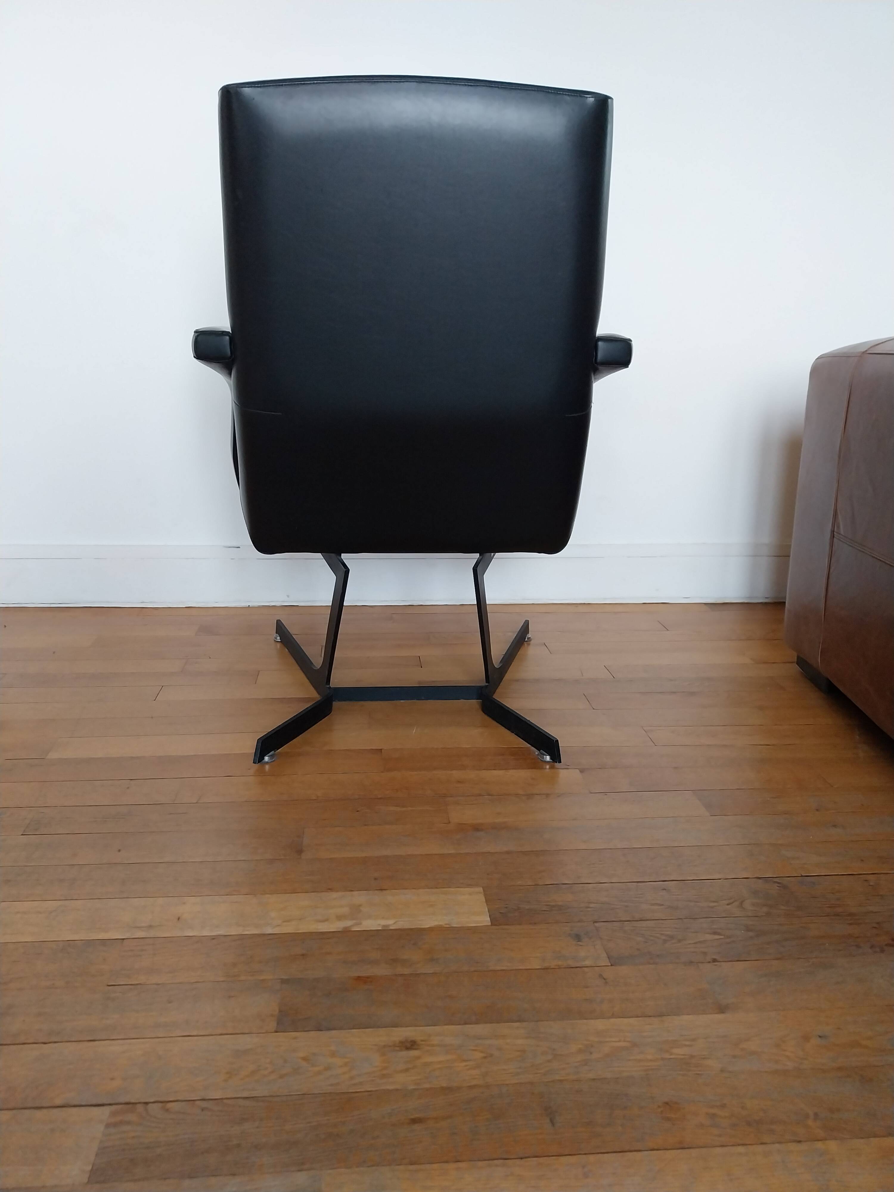 Fauteuil Raphael Raffel design