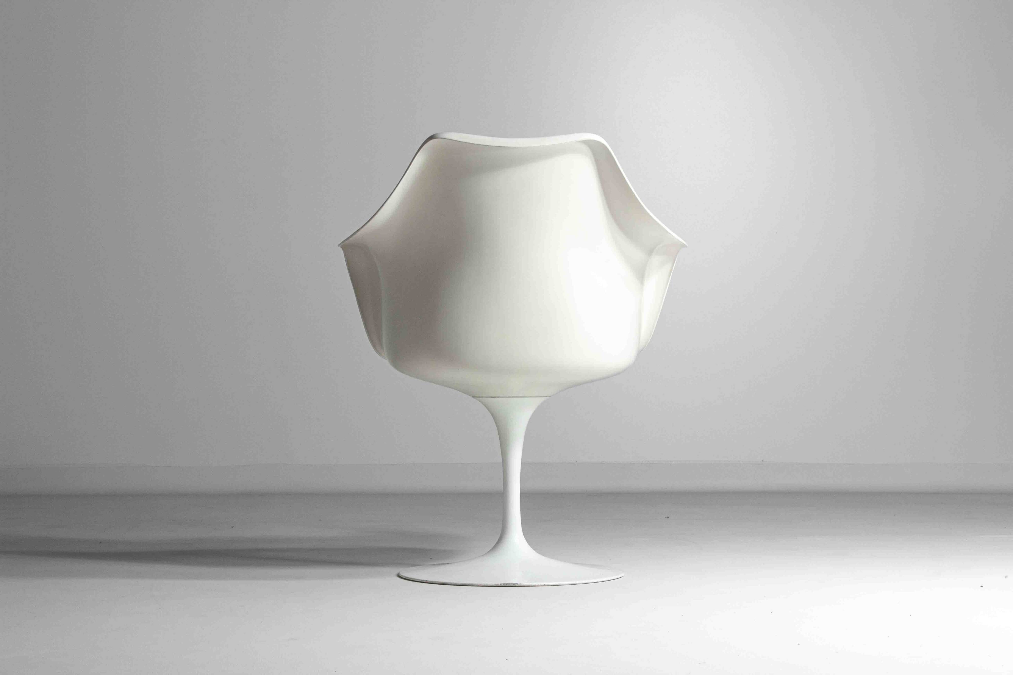 Large set of 8 tulip armchairs by Eero Saarinen for Knoll International, 1970s