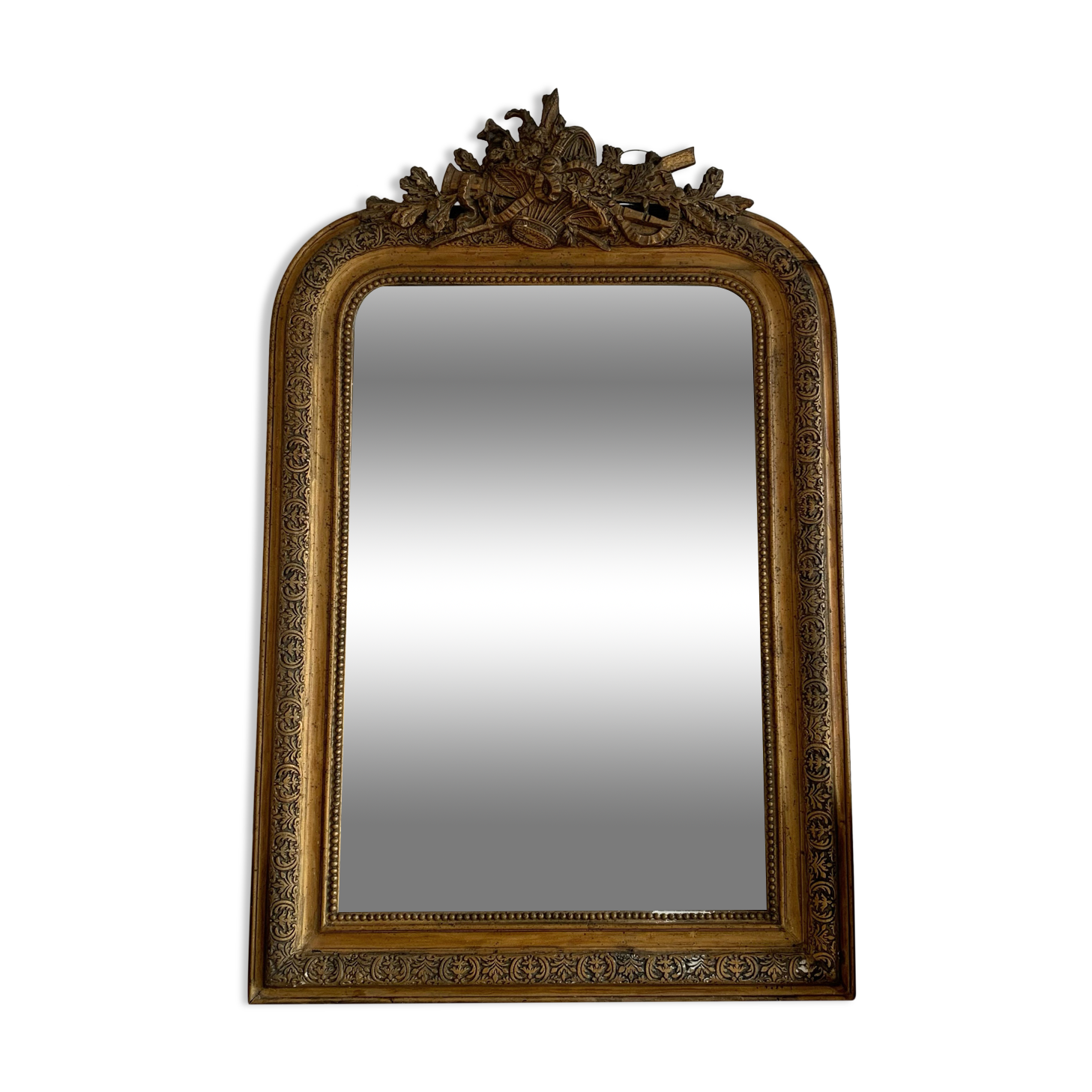 Miroir Louis Philippe patine doré et ornements