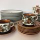 Tableware service plates and cups Argenteuil La Louvière Boch 1960