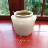 Off-white sandstone pot