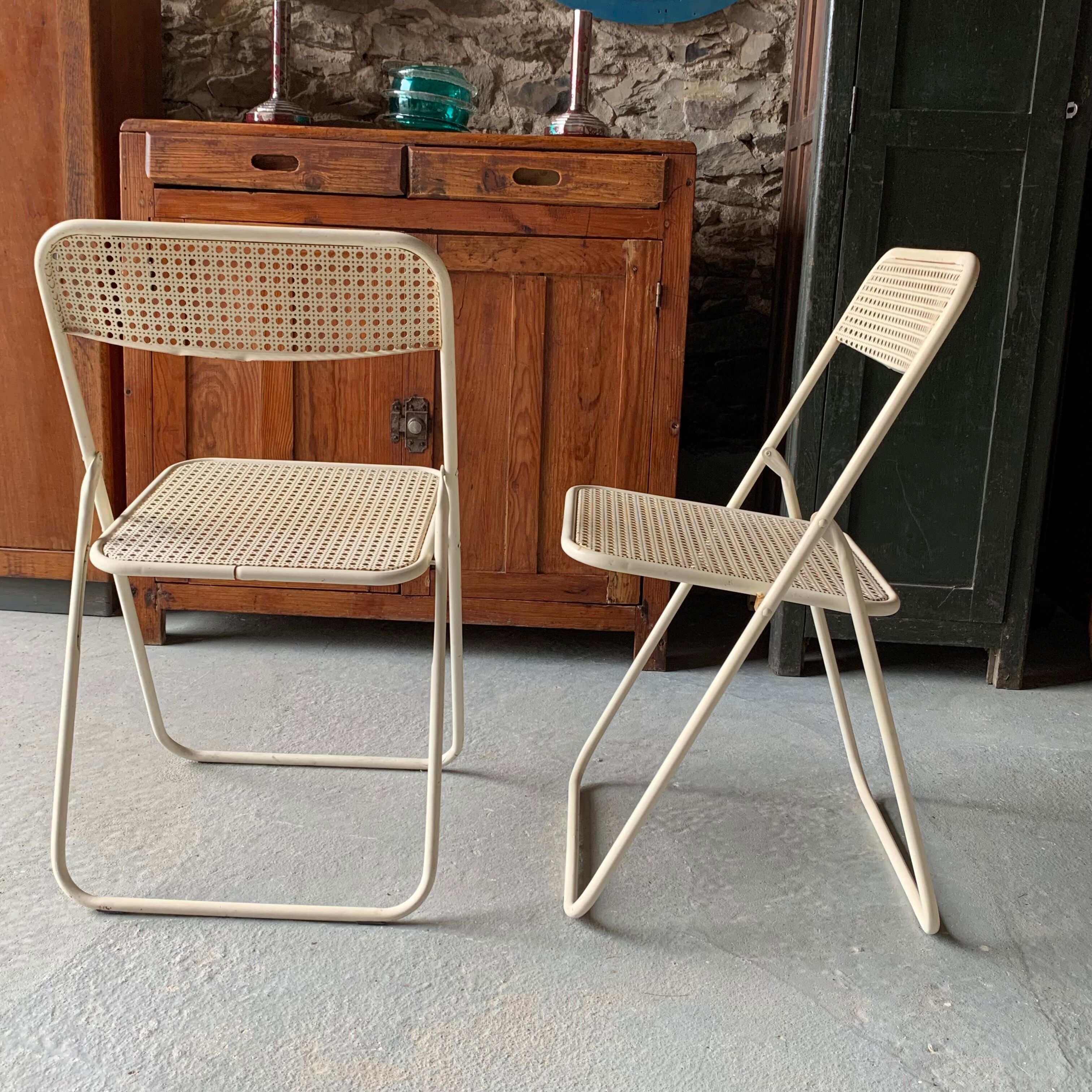 Set folding table and its 4 folding chairs perforated metal cream color - 70s