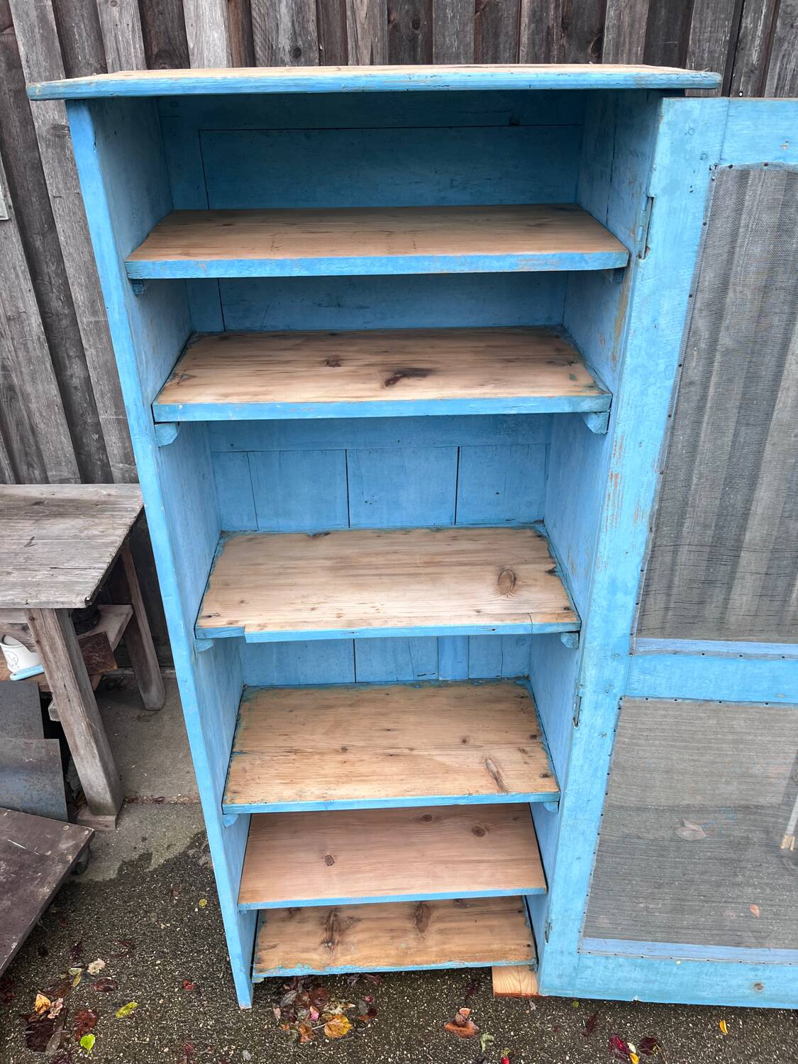 Large Bonnetière Pantry