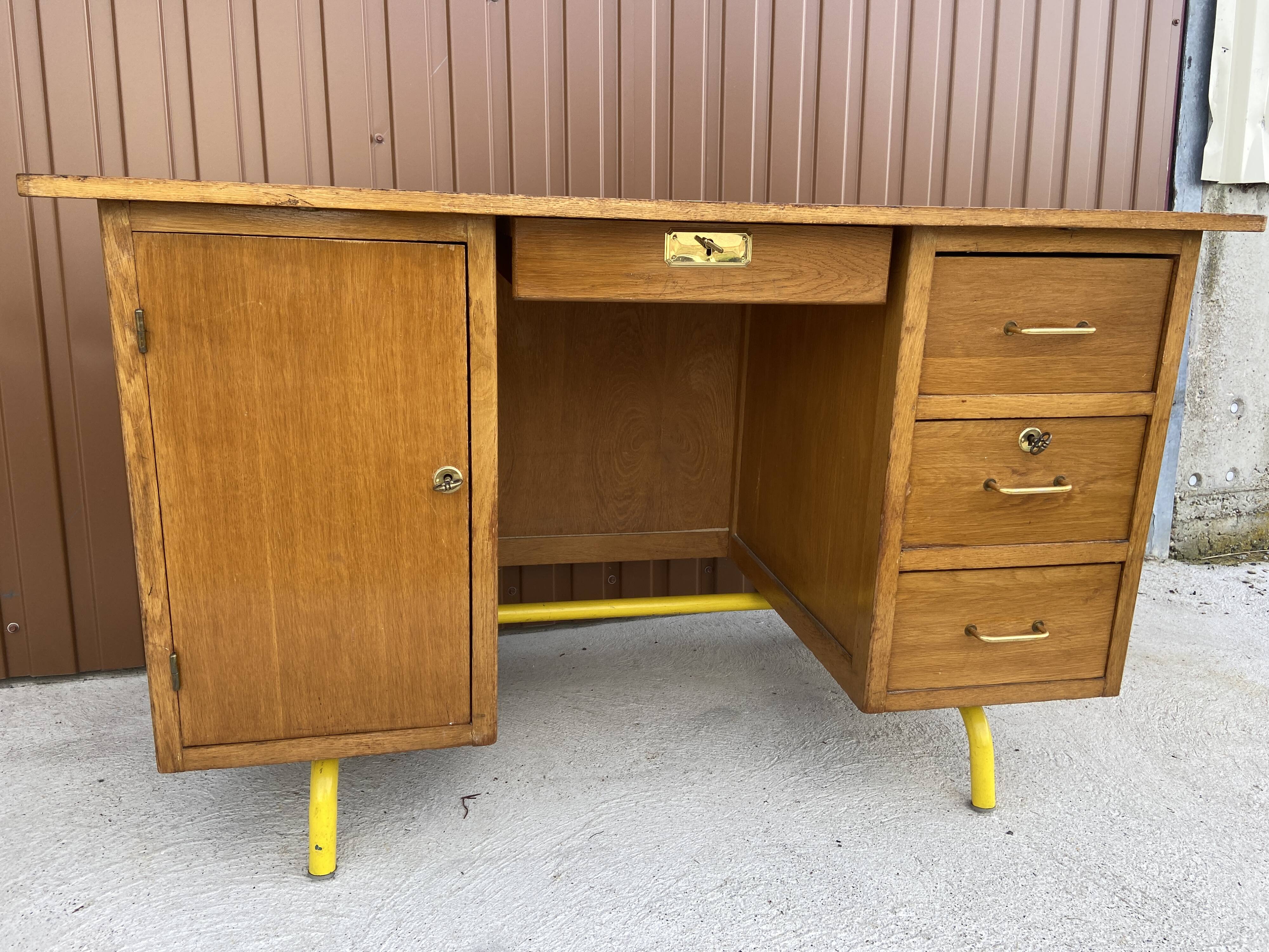 Vintage Schoolmaster's Desk Mullca Delagrave 1970 Mid-century Desk