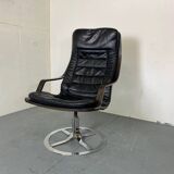 Chaise pivotante suédoise du milieu du siècle de Göte Möbler, années 1970