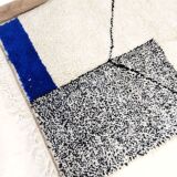 Moroccan berbere carpet 174x109cm