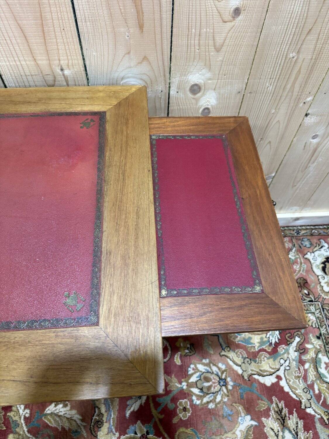 Flat desk in the Louis XVI style