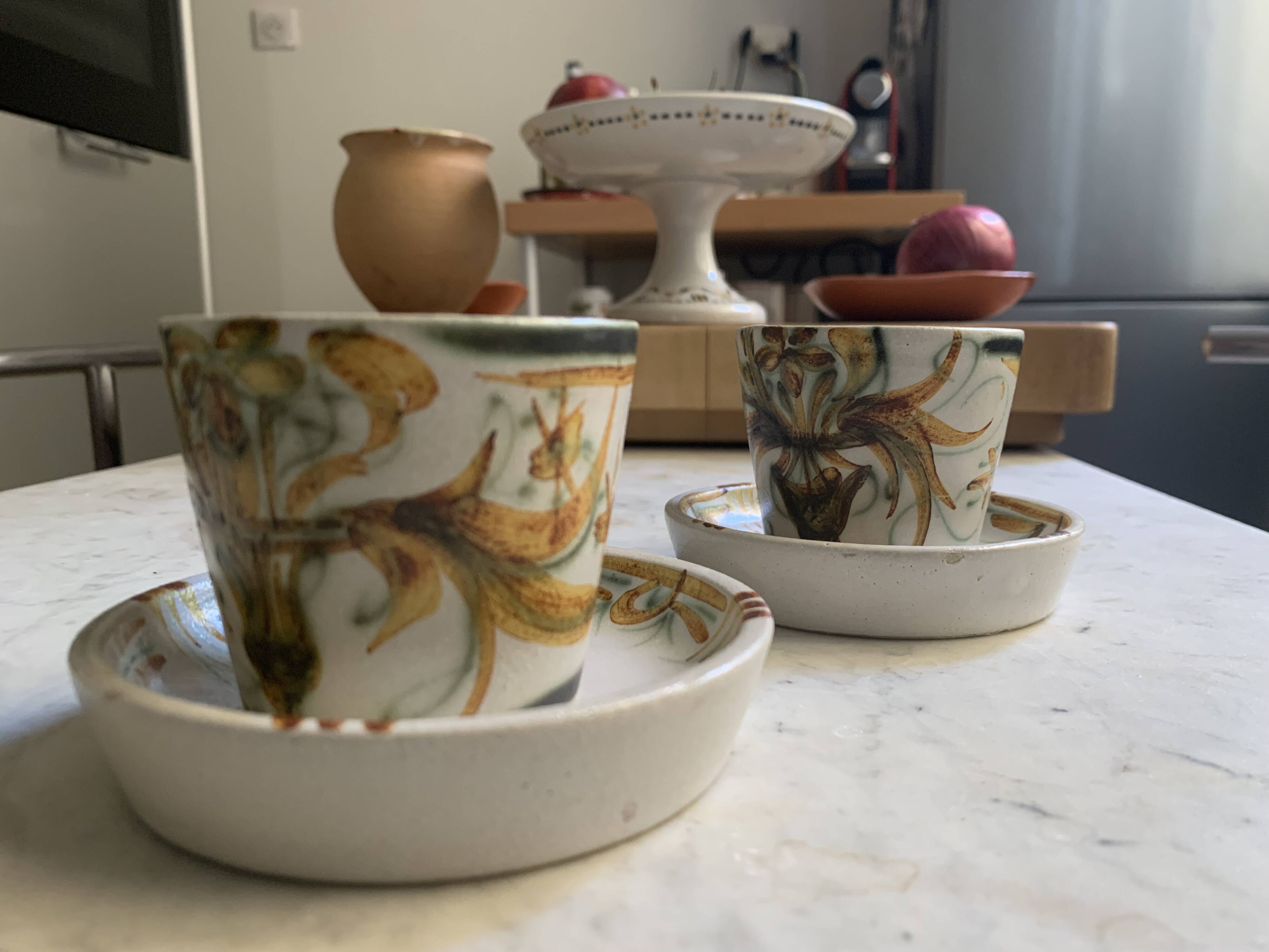 Set of two Keraluc cups and saucers (Quimper)