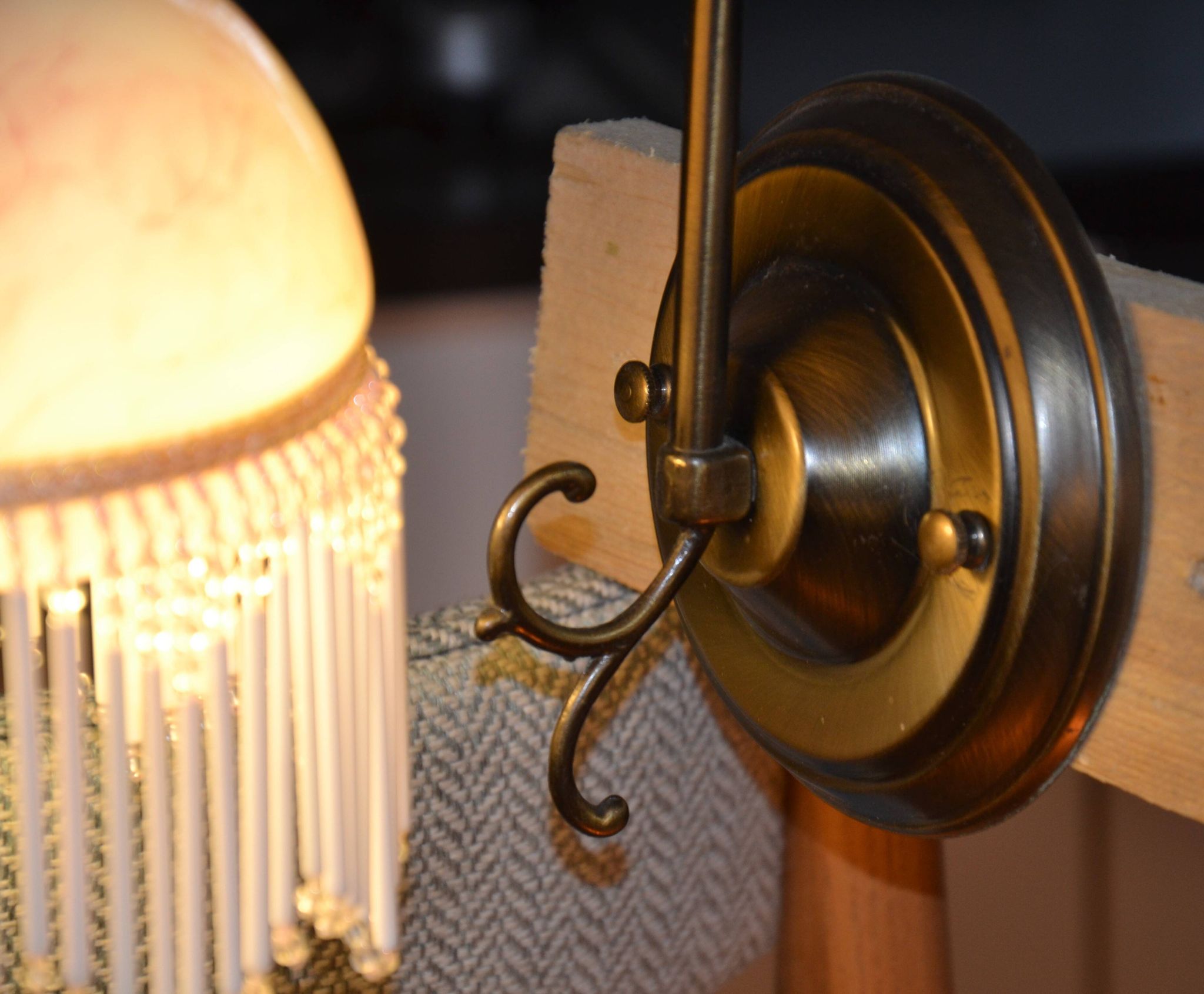 Opaline wall light with ceramic and glass pendants