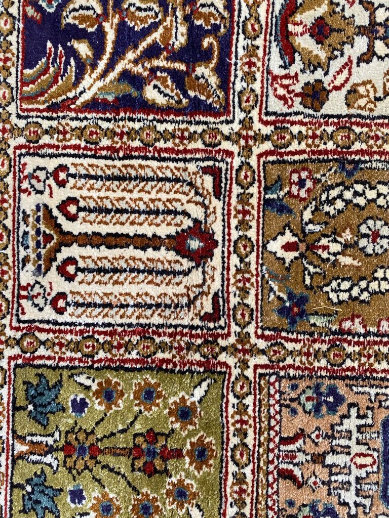 Vintage turkish silk carpet 92x157 cm