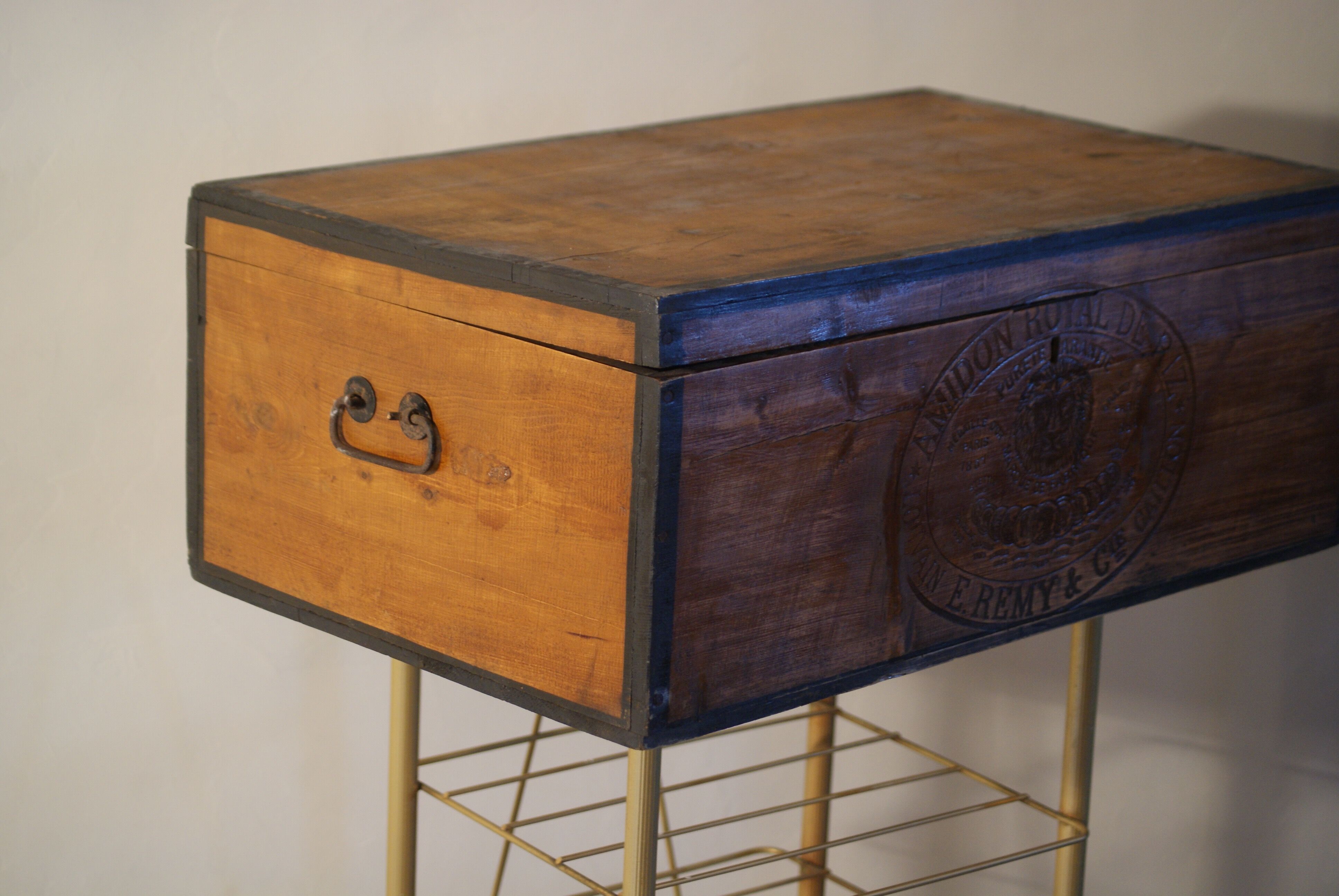 Former Box/Box of Staron Royal, Remy - Co Leuven 1889