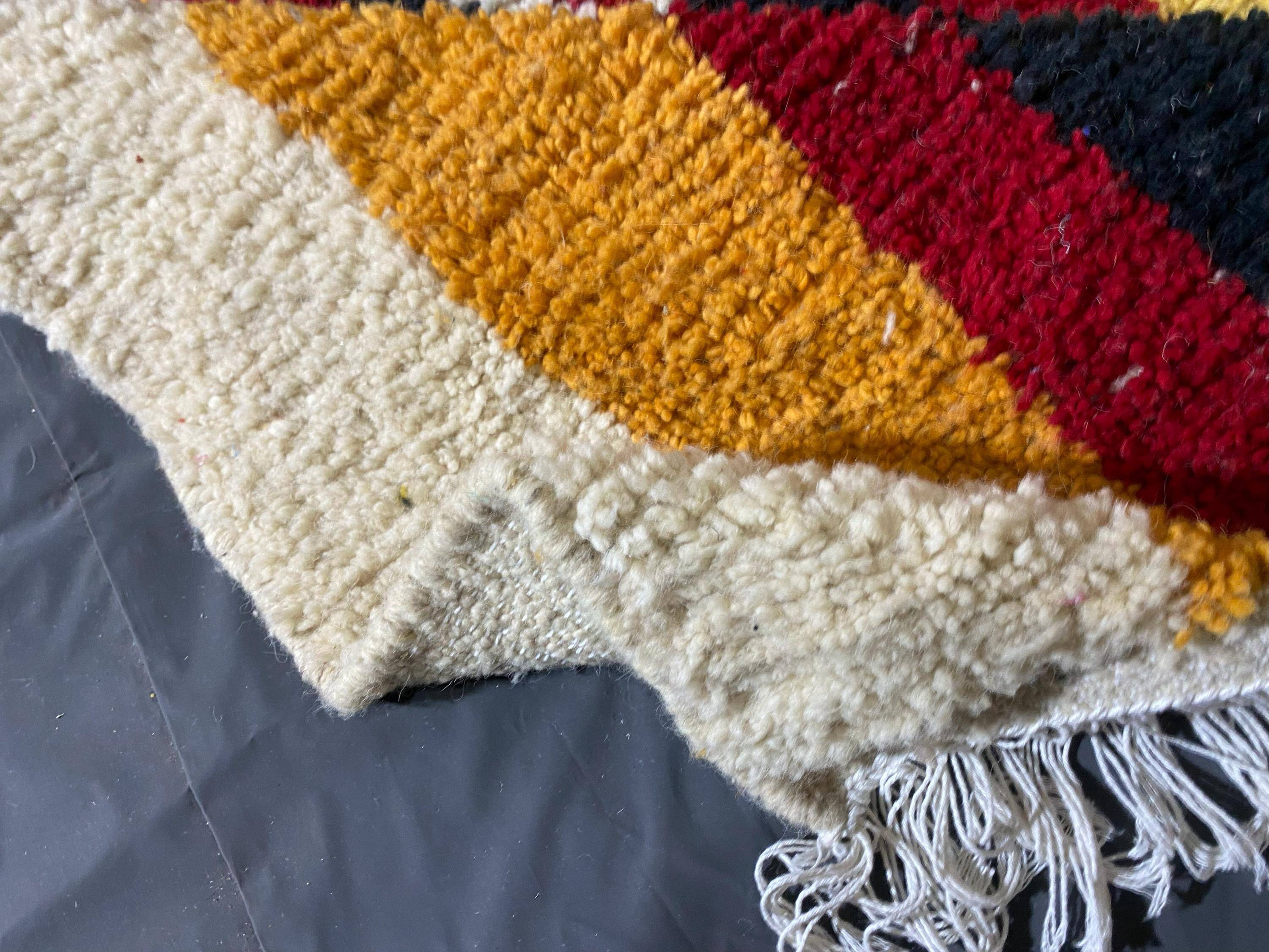 Handmade traditional carpet 250cm x 150cm Moroccan