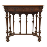 Gothic-style console