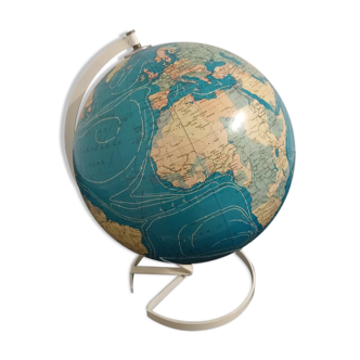 Globe terrestre des années 60