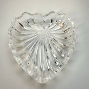 Petite coupelle en cristal forme coquillage – Vide-poche ou porte-bijo
