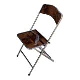 6 chaises pliantes en Plexiglas fumé et métal chrome Chaisor 1970