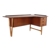 Peter Løvig Nielsen for Hedensted Møbelfabrik boomerang desk danish design