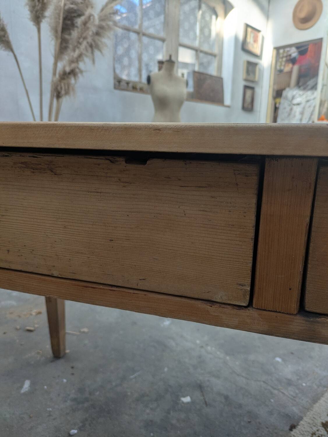 Farmhouse table