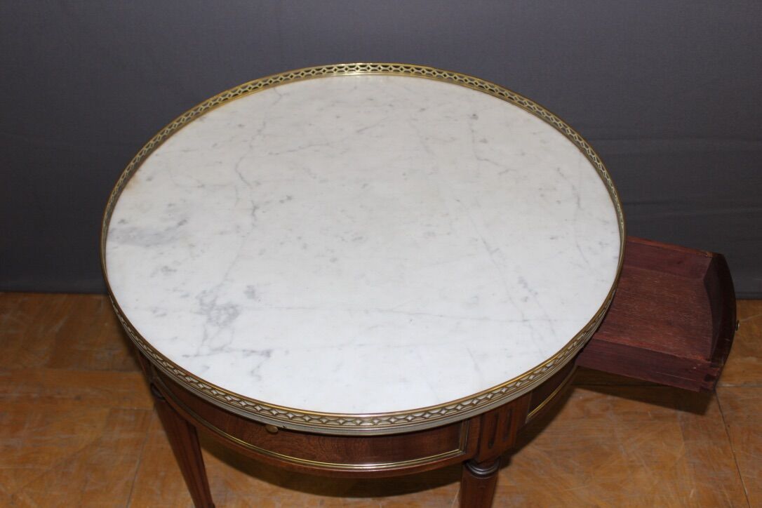 Coffee hot water bottle table in mahogany and brass XX