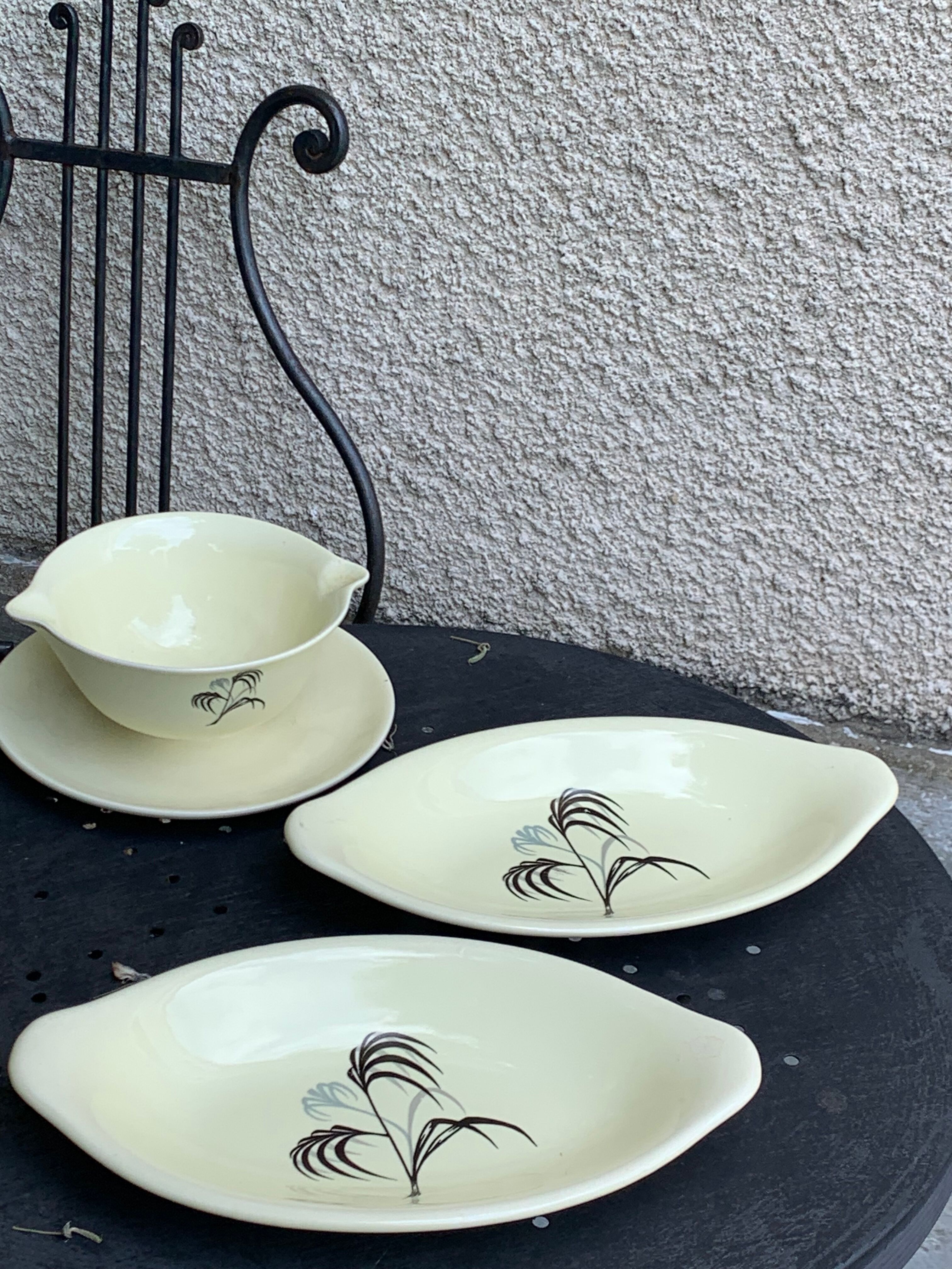 Two serving dishes and a gravy boat model las palmas in fine earthenware salins france vintage