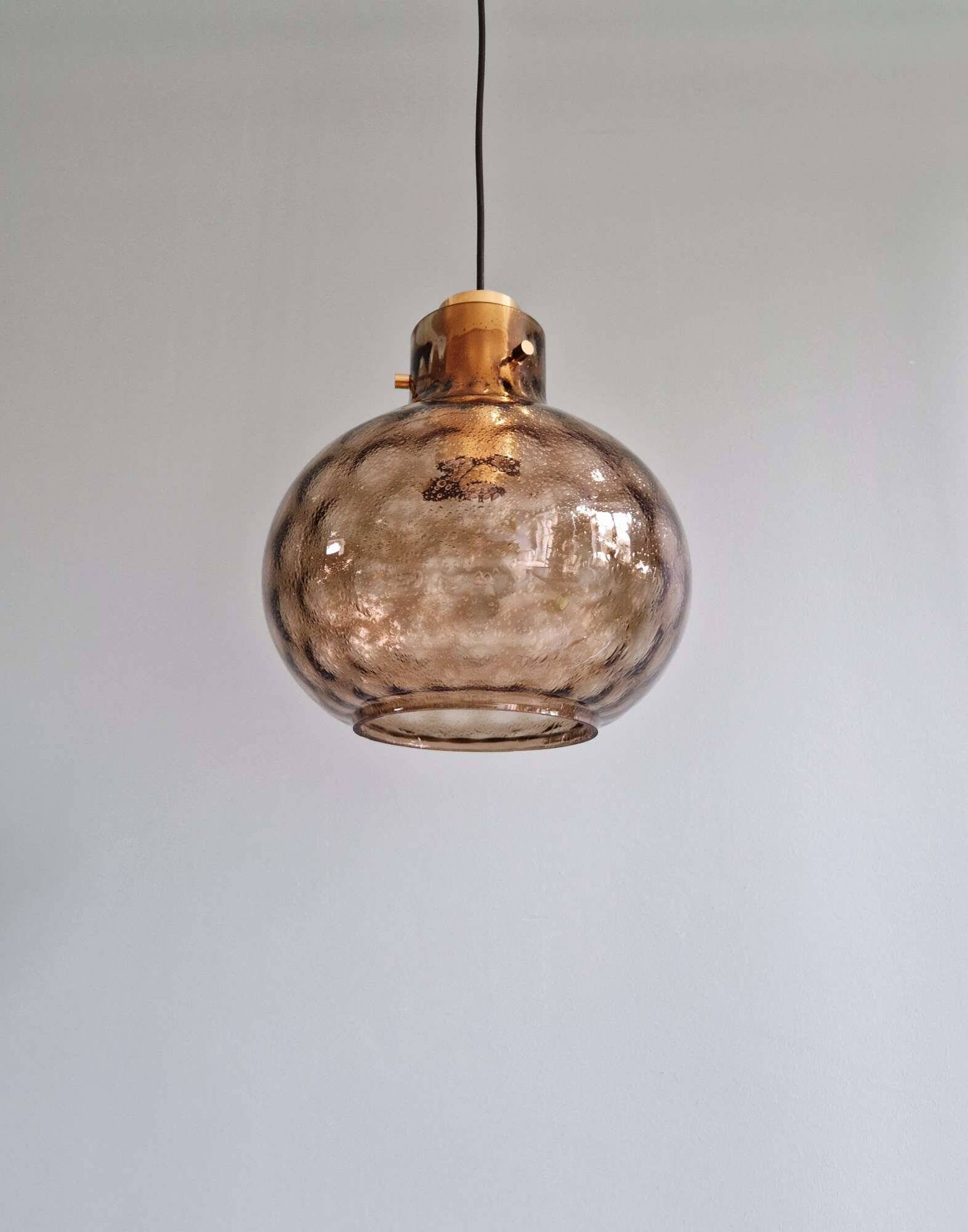 Pair of honeycomb smoked glass pendants, Glasshütte Limburg, 1970