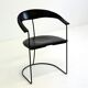 Ensemble de 8 chaises de salle à manger vintage Arrben Ursala en cuir noir.