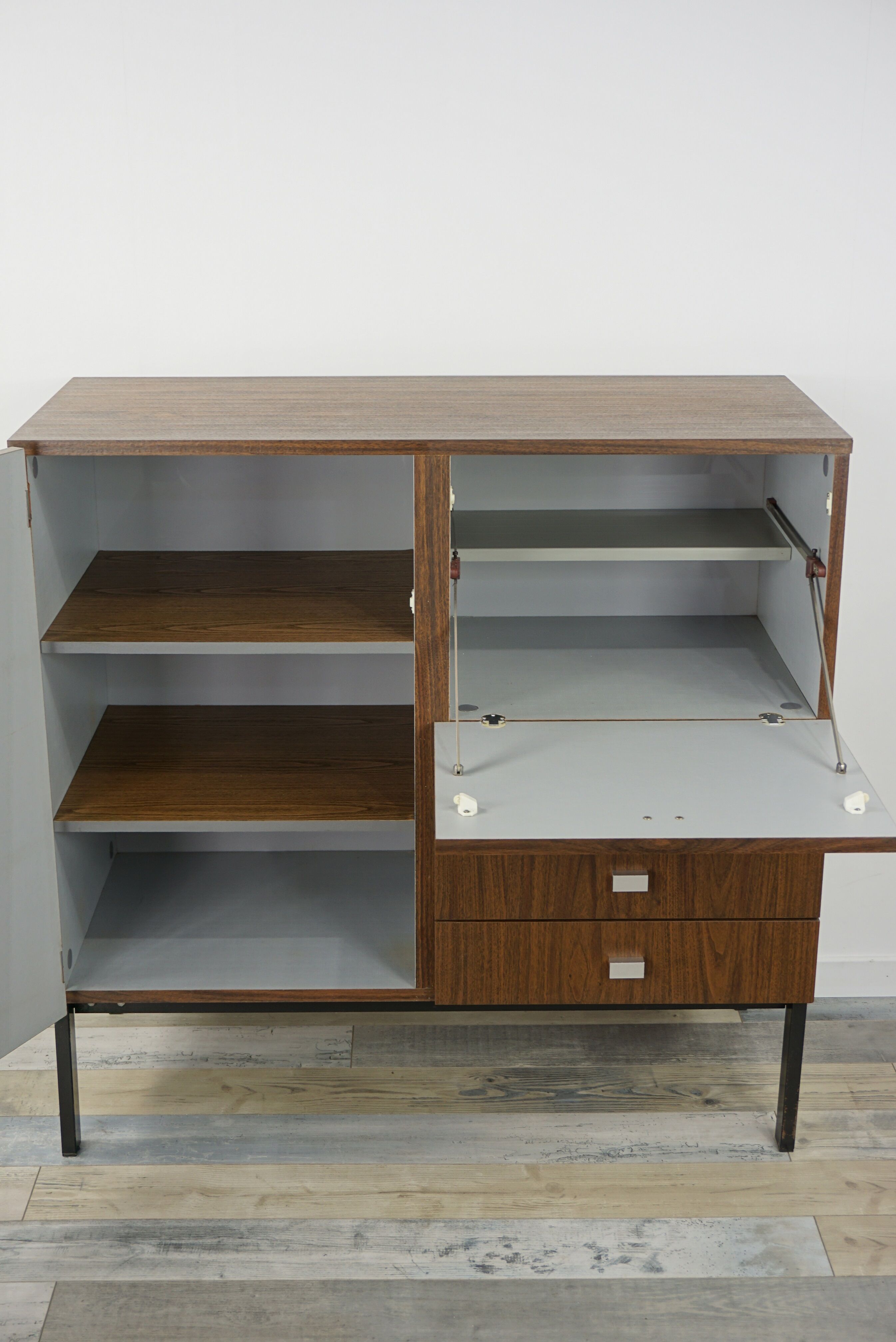 Furniture design by Pierre Guariche for Meurop model 1073, 60/70