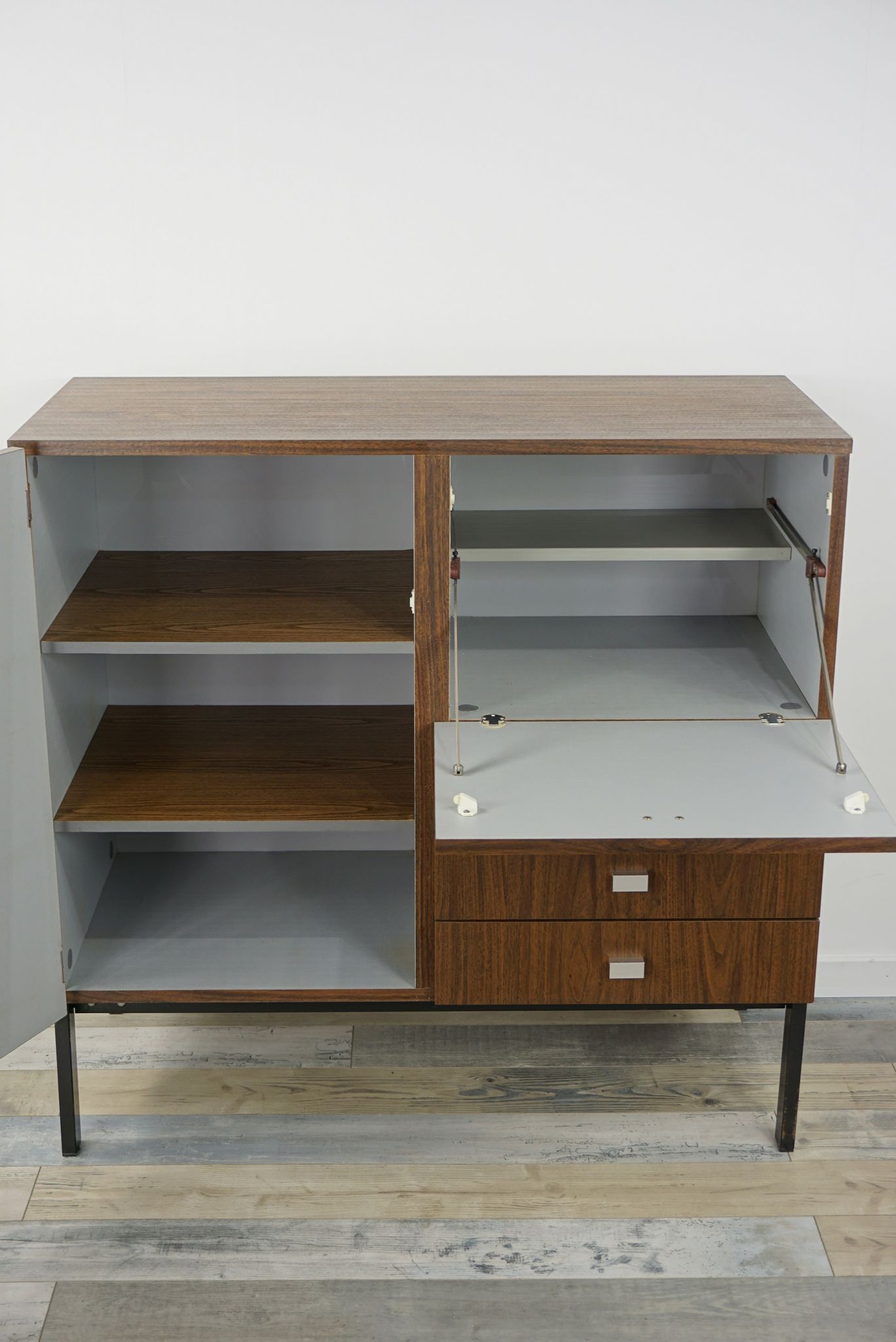 Furniture design by Pierre Guariche for Meurop model 1073, 60/70