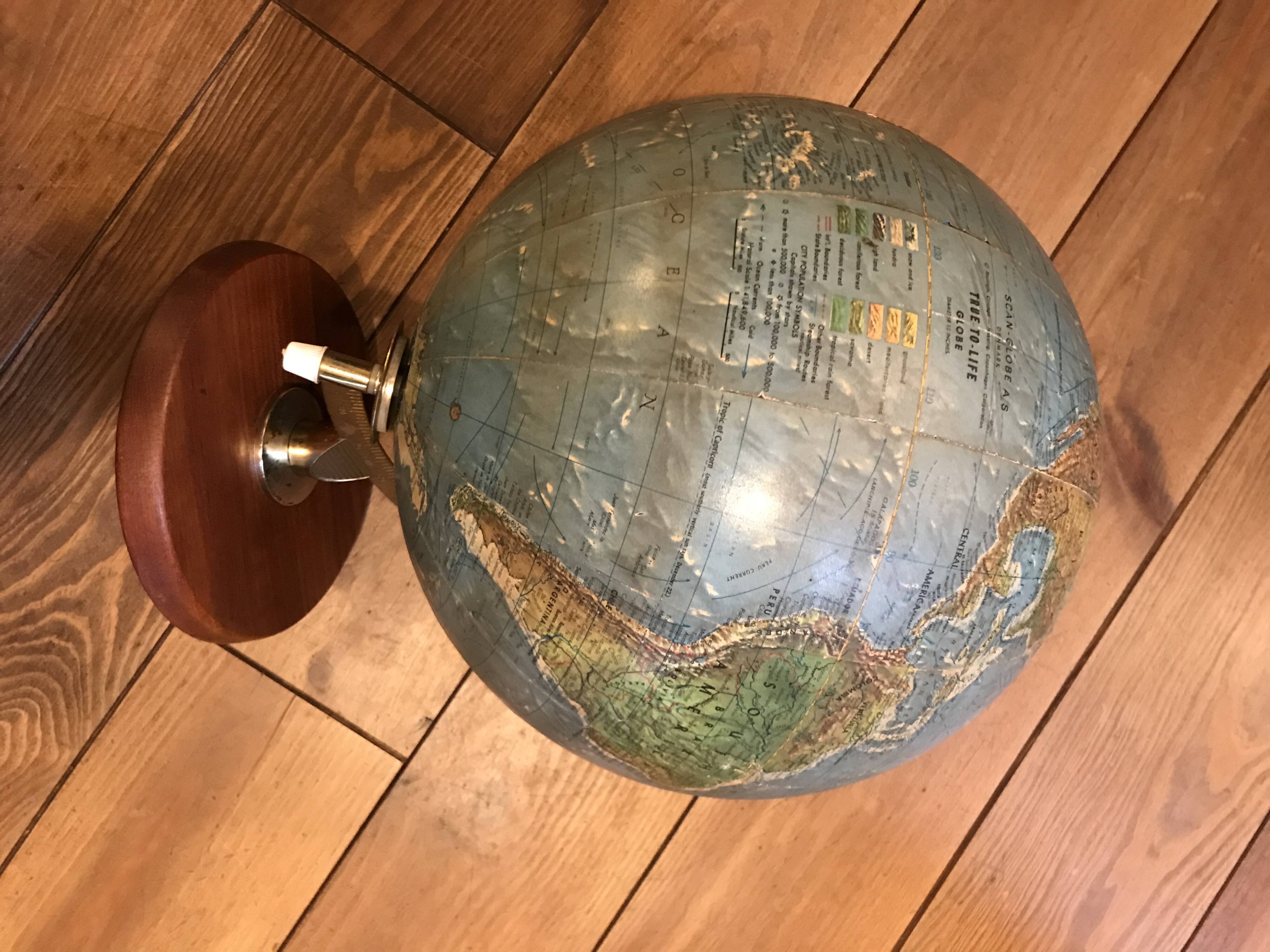 Globe Terrestre Vintage Antique Clayre & Eef - Diamètre 22 Cm, Rotatif, Décoratif Pour Bureau Ou Salon