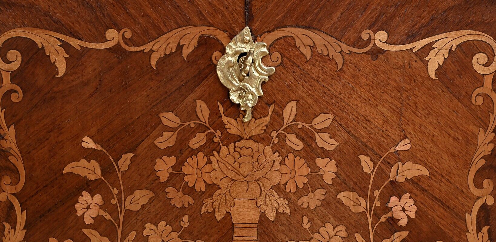 Secretary in precious wood marquetry, Transition style, Napoleon III period – Mid-19th century