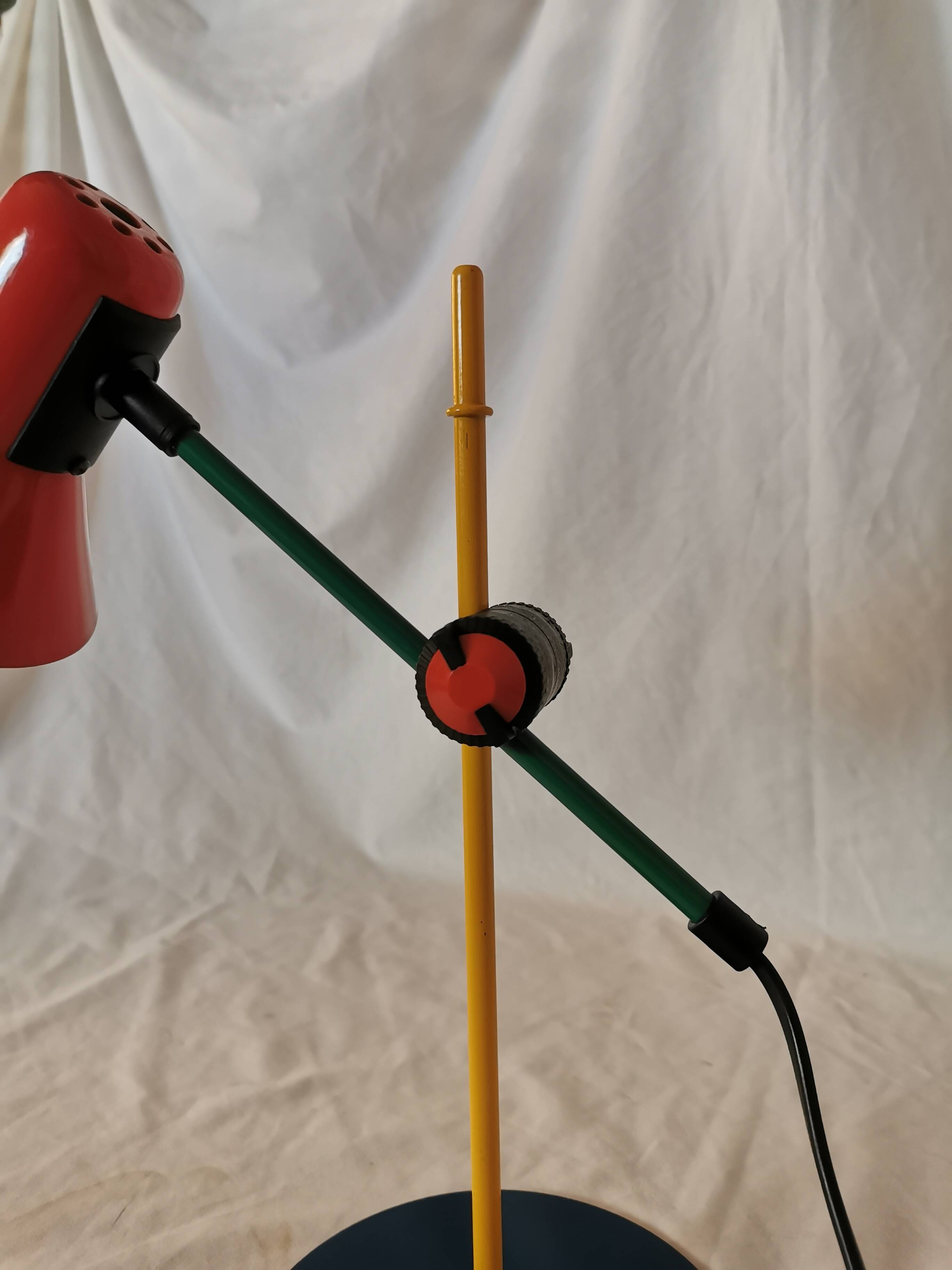 Lampe articulée postmoderne Veneta Lumi, Italie, 1980