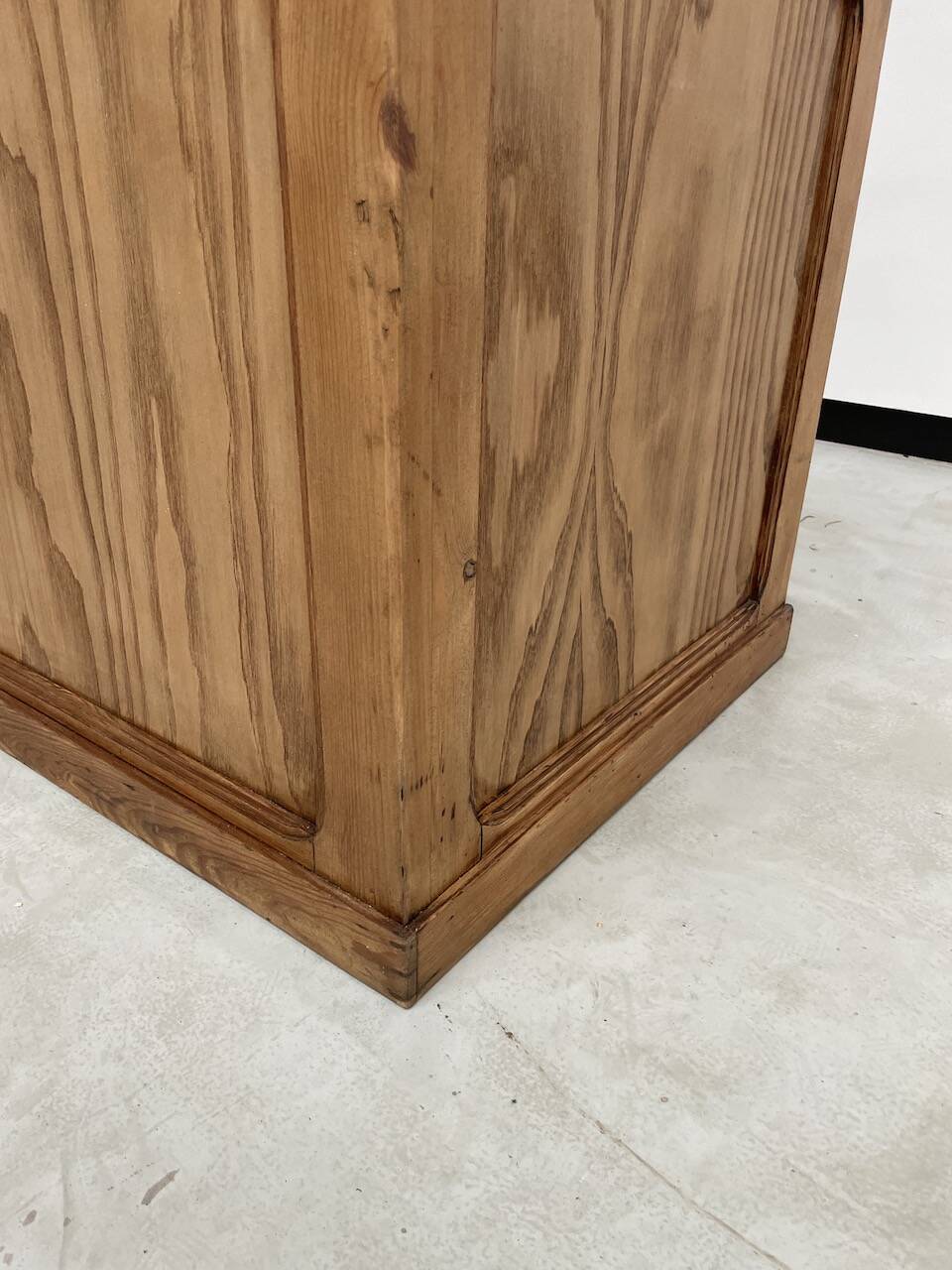 2m central island pine counter