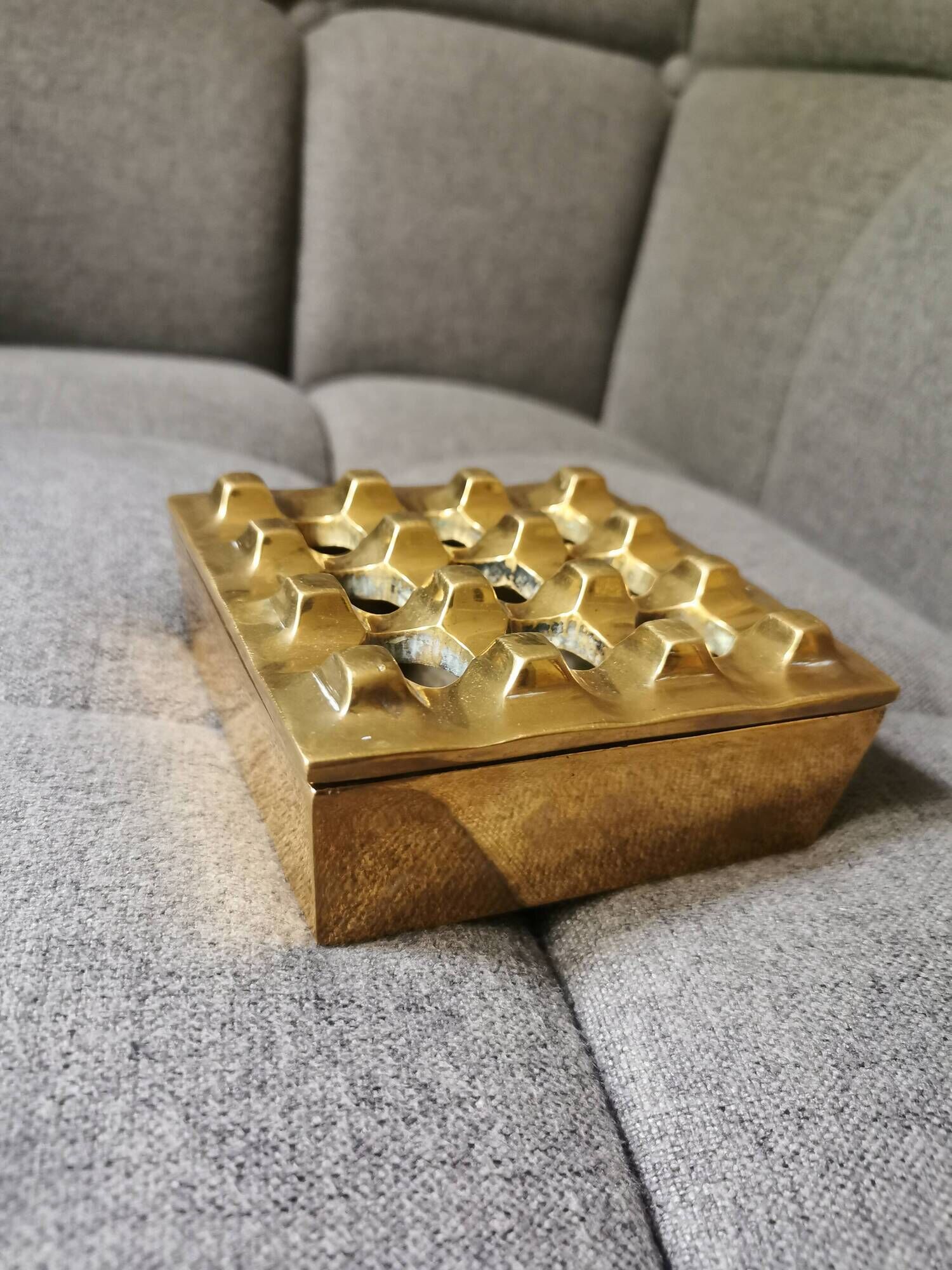 Cendrier vintage "Ultima 9" en laiton doré par Holger Bäckström & Bo Ljungberg
