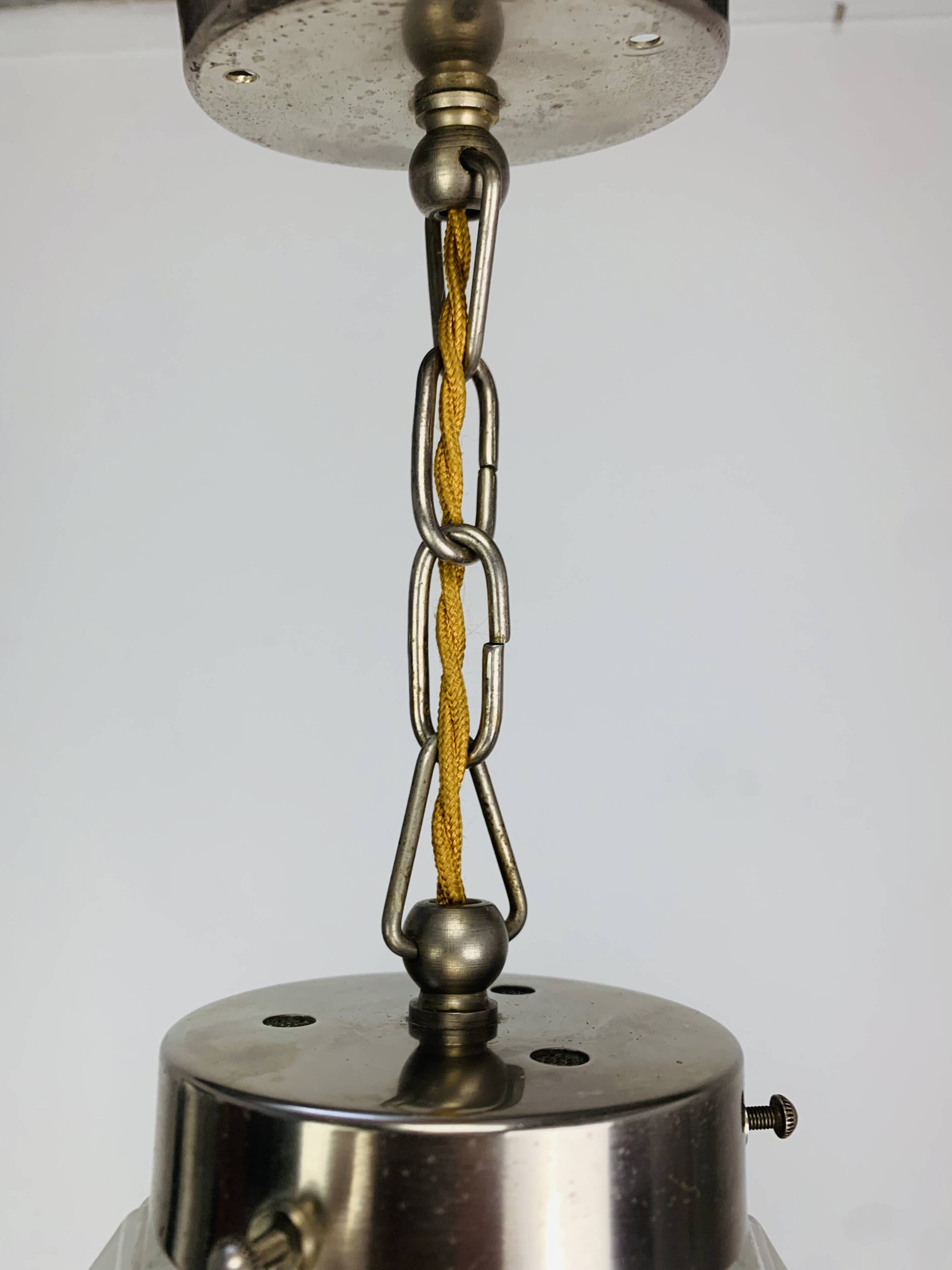 Suspension art déco globe en verre et métal, années 40