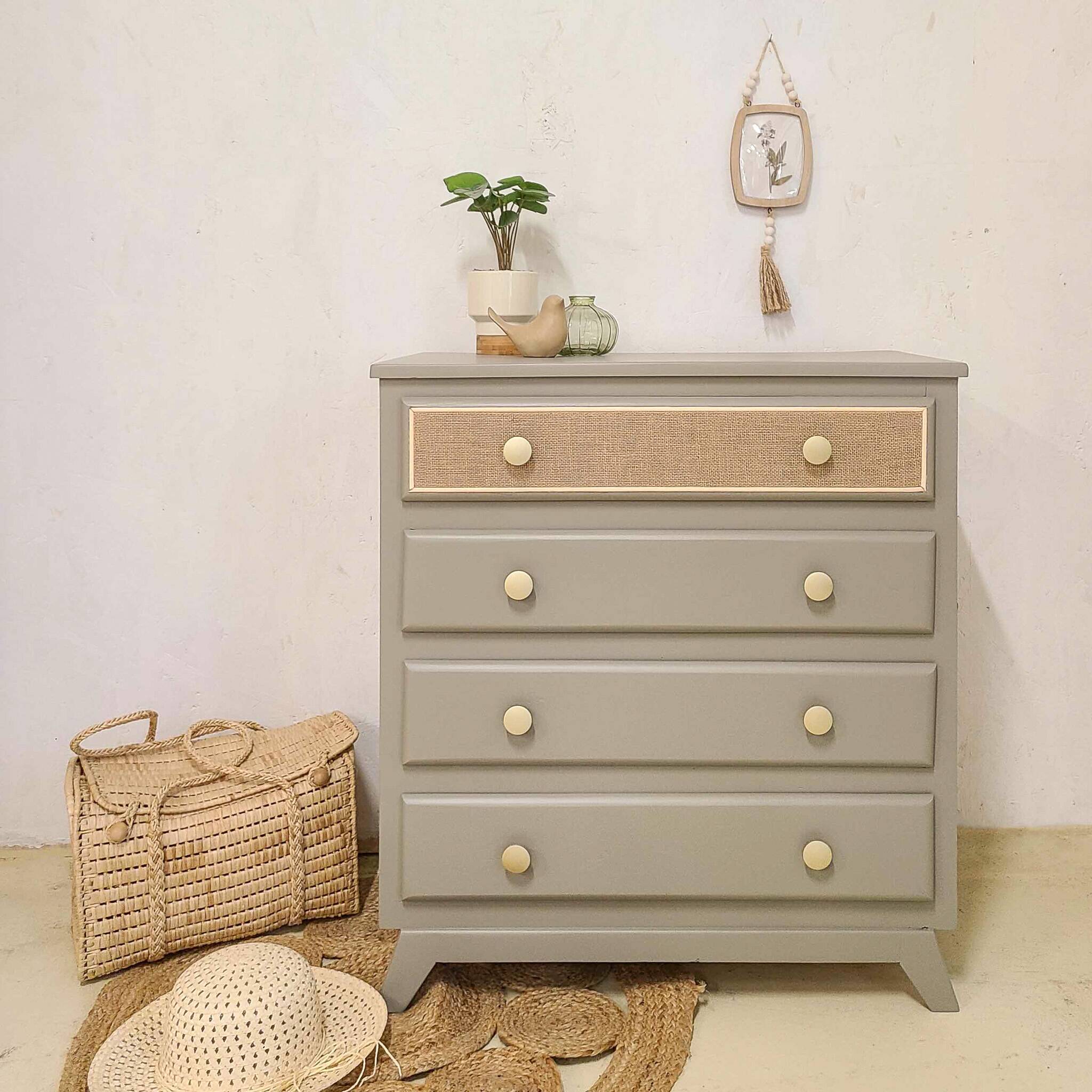 Vintage khaki chest of drawers
