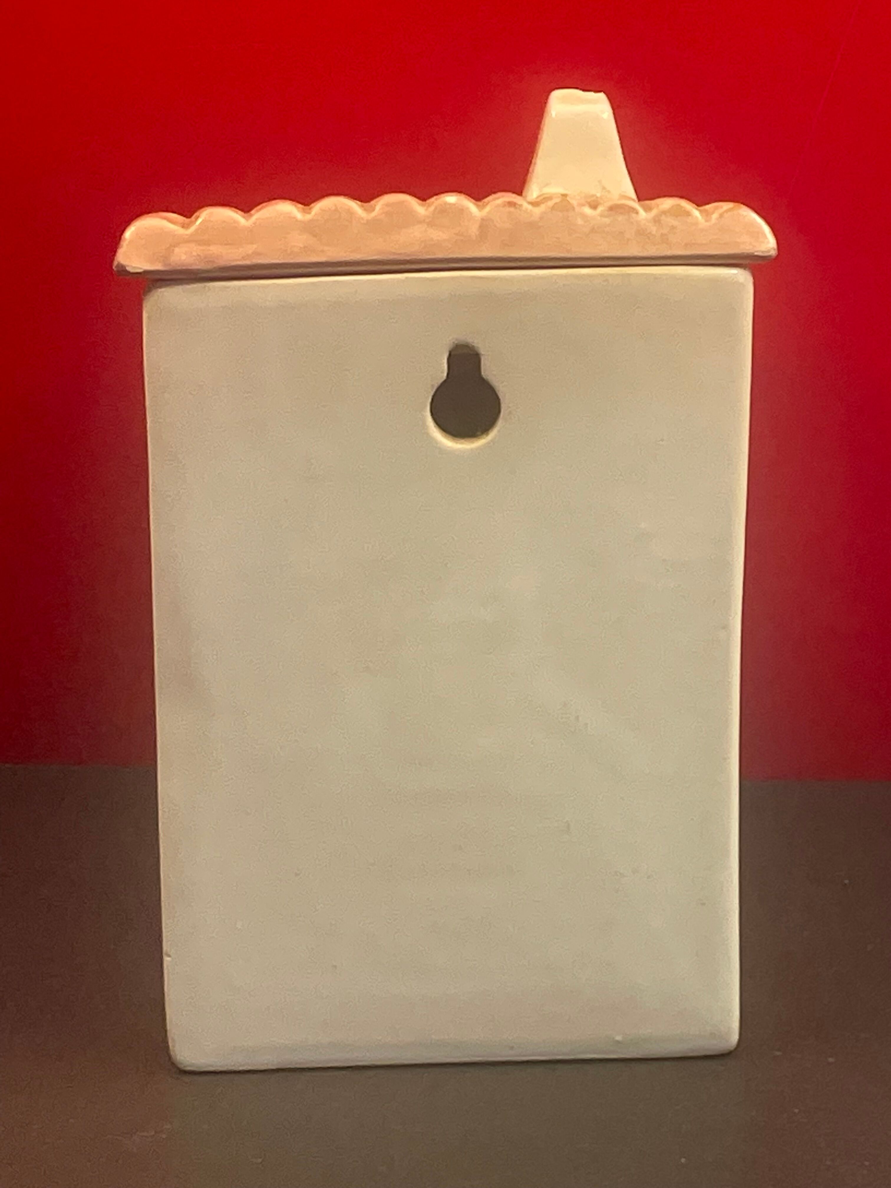 Salt box les Boisardises, Ile de Ré, signed D. Boisard - very trendy