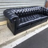 Chesterfield black sofa