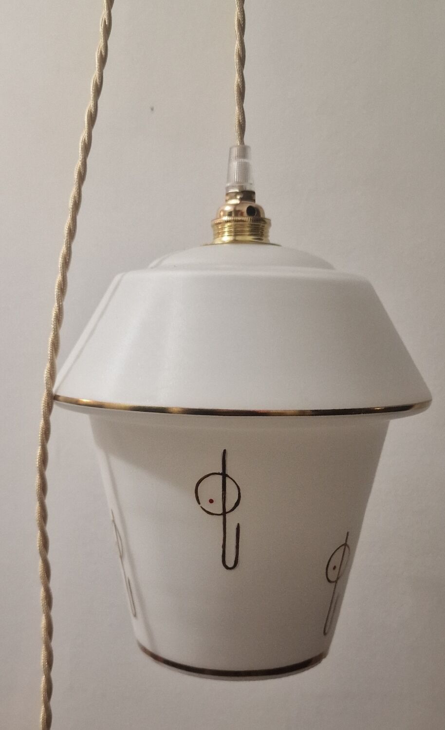 White opaline pendant lamp with gold décor