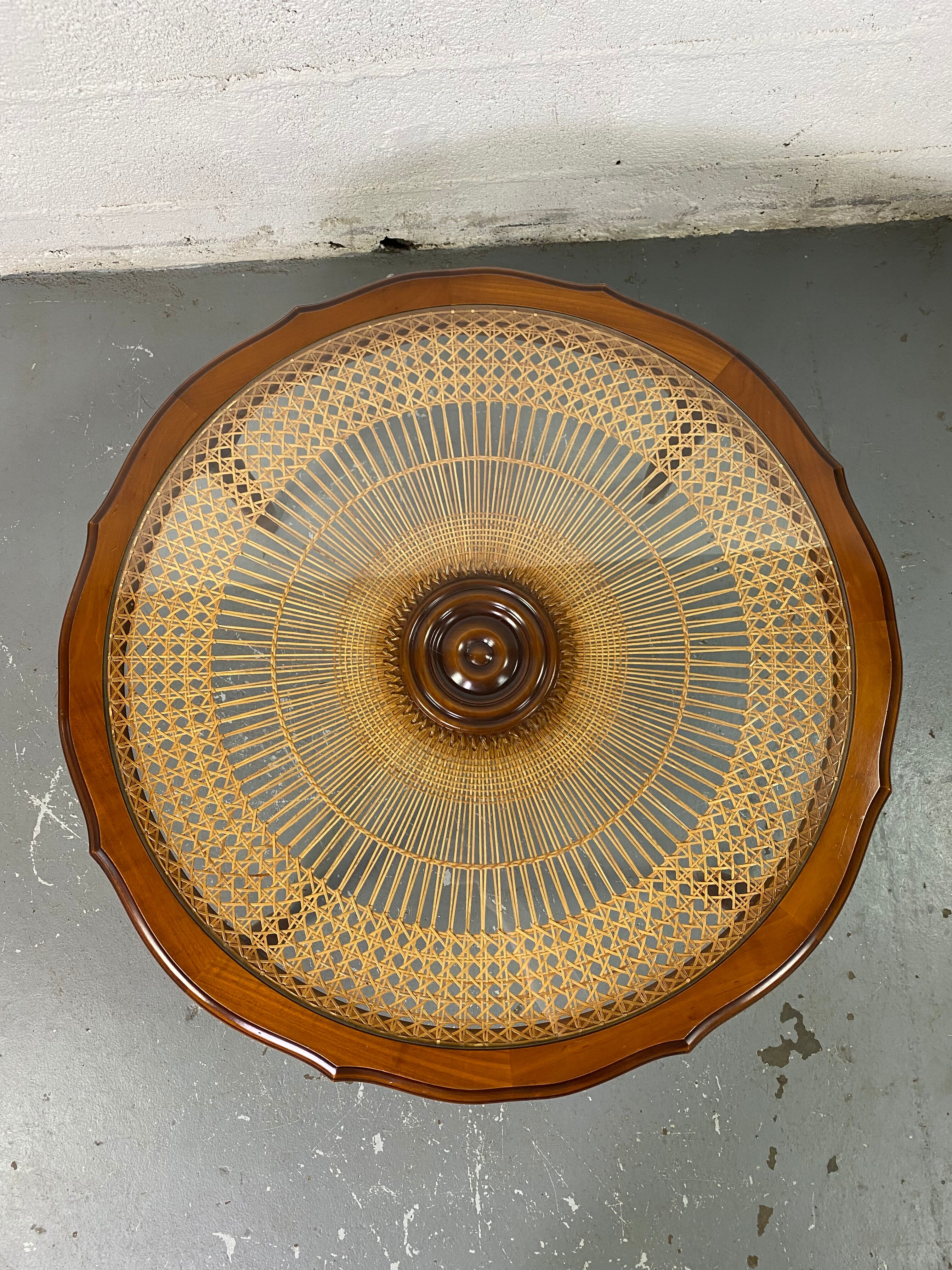 Chippendale Coffee Table in Wood, Canning and Glass