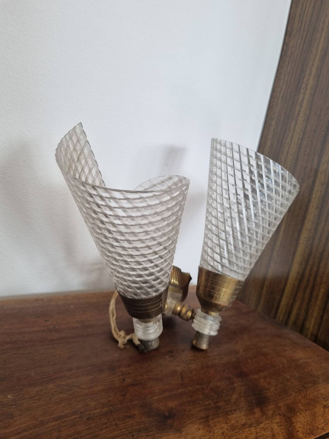 Vintage rockabilly horn wall lights