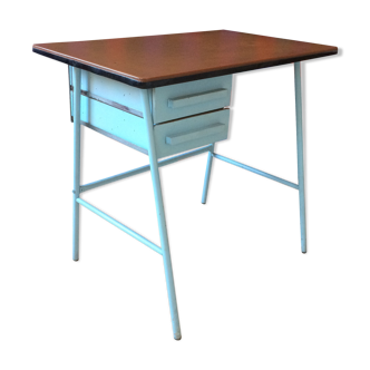 Child desk of the 1950s