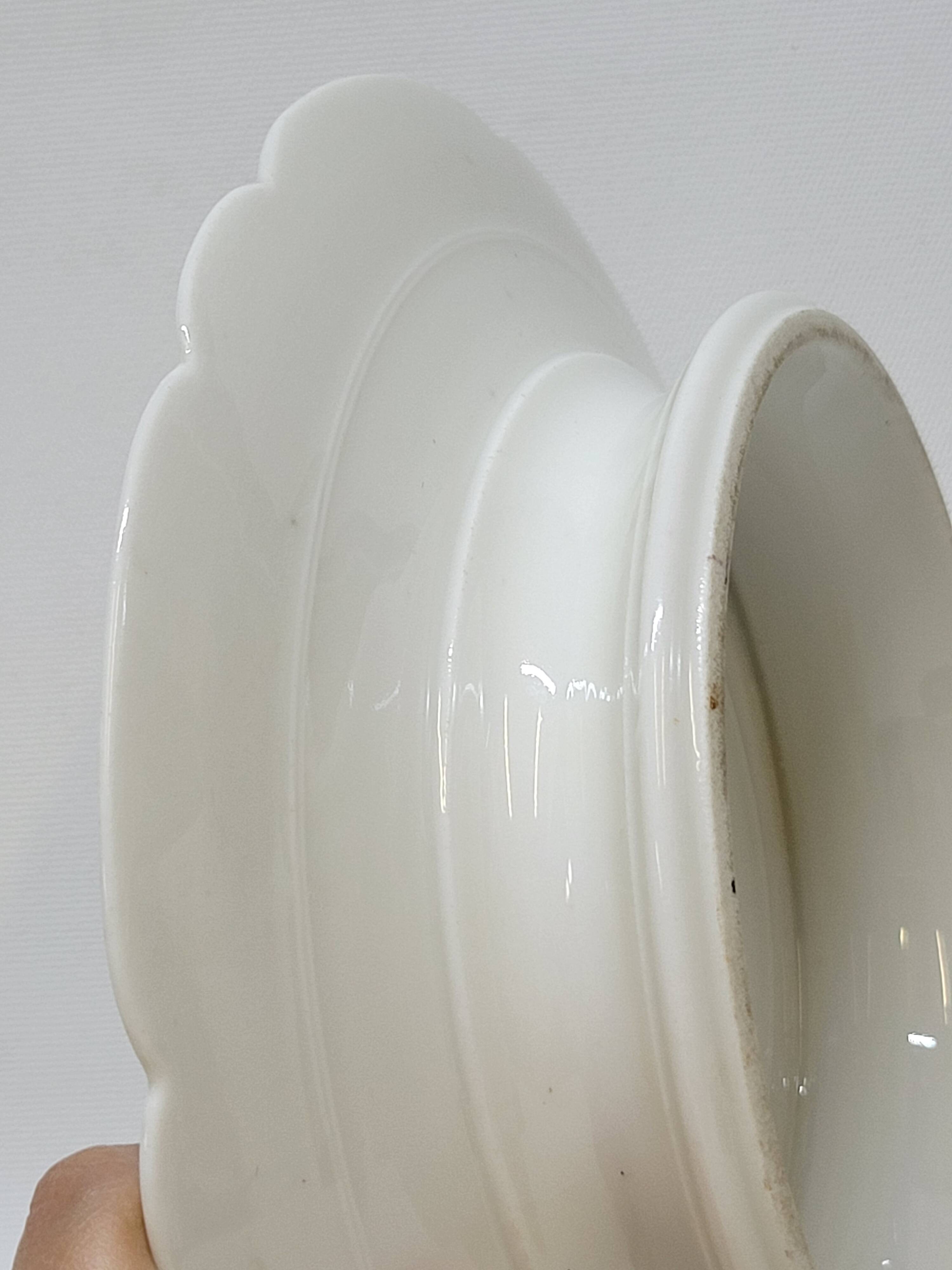 Superb Plate Dish on Pedestal 19th Century White Porcelain Bird Decor